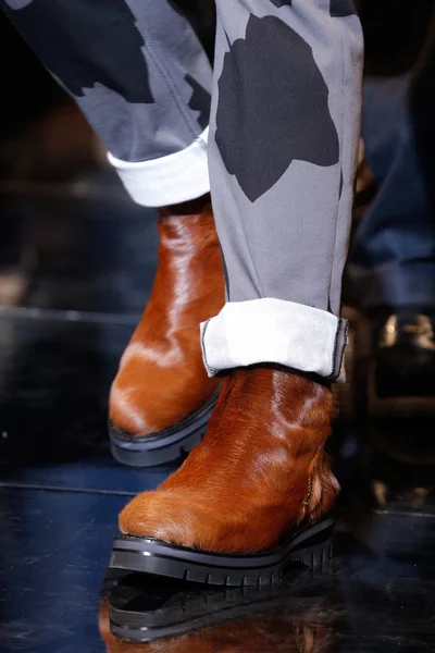 Look 90